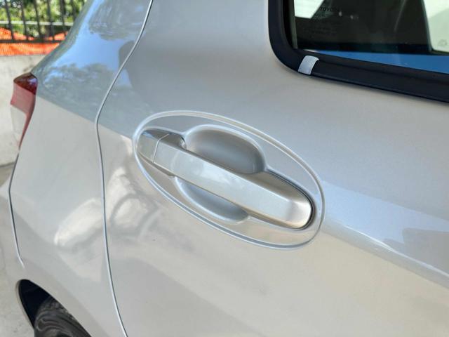 TOYOTA Yaris 1.0 5 porte Active OK NEOP. NAVI EURO 5 TELECAMERA