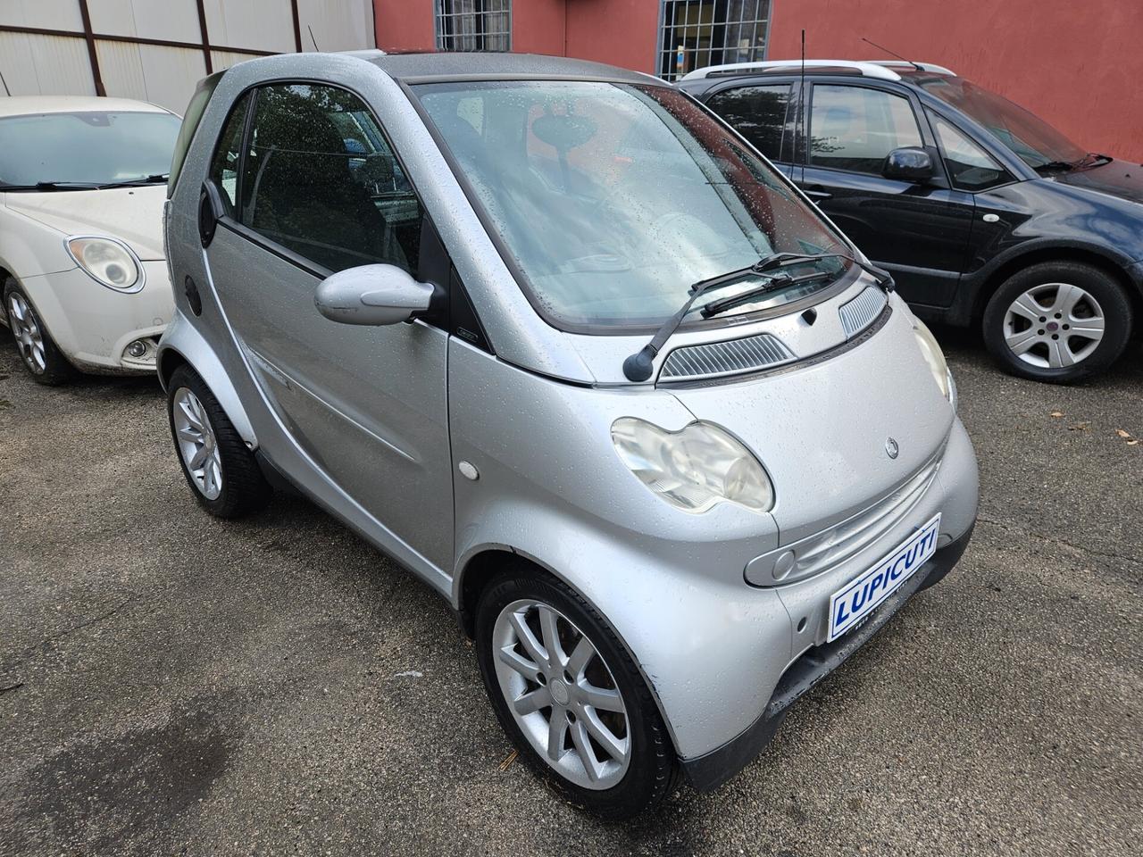 Smart ForTwo 700 coupé passion (45 kW)