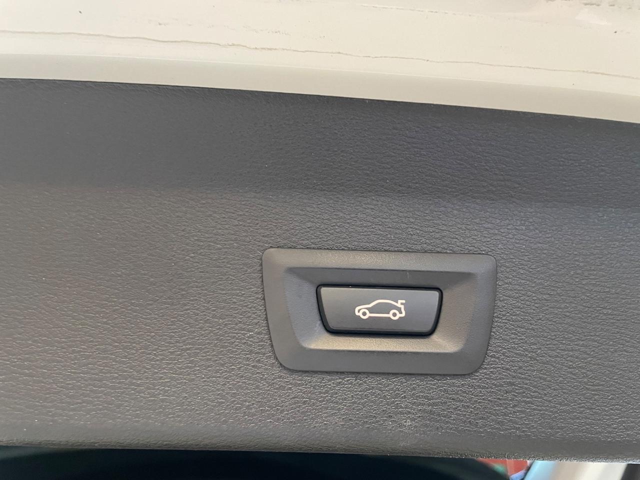 Bmw X1 sDrive18d*Automatik*Cerchi*Navi*
