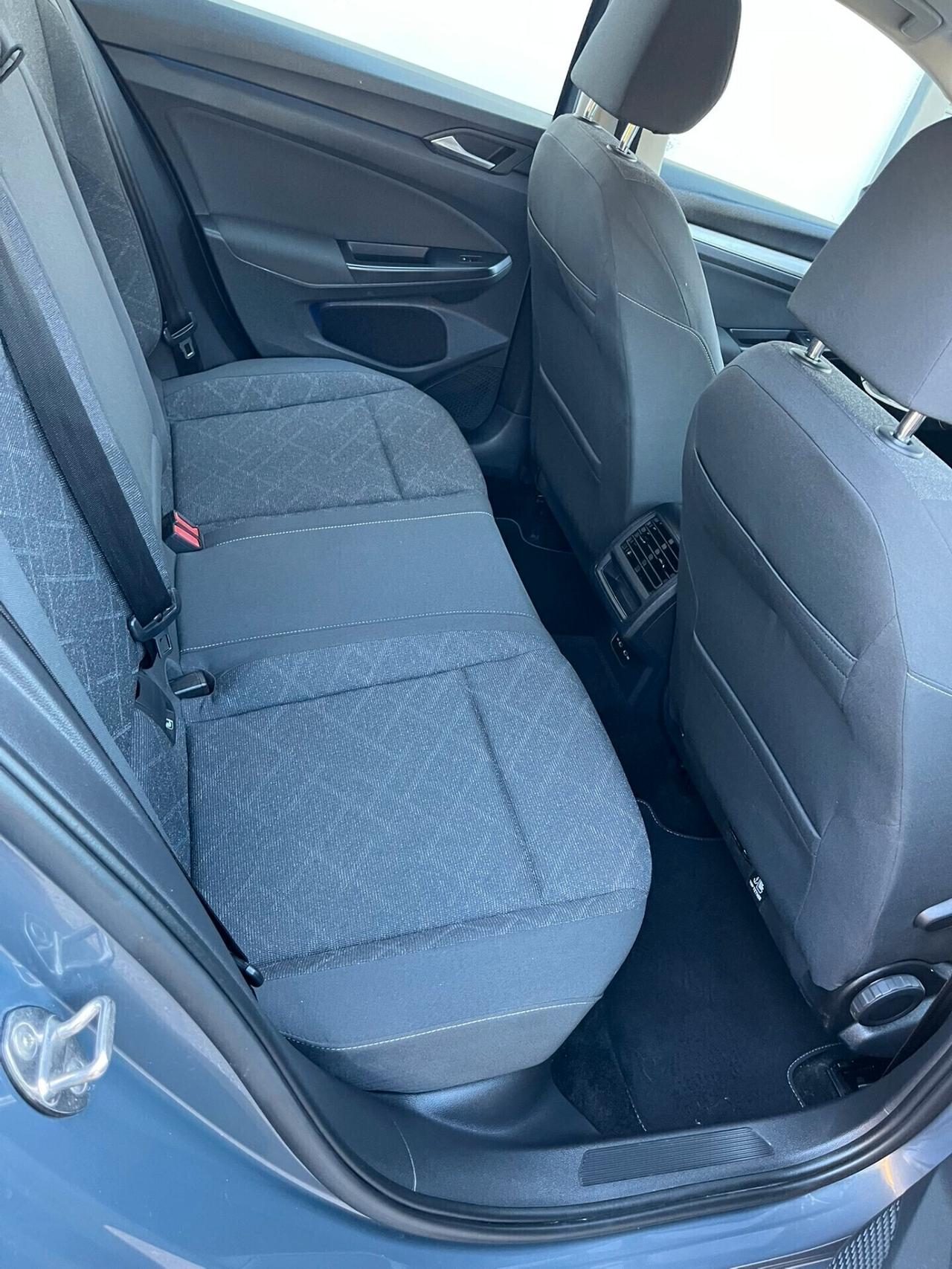 Volkswagen Golf 1.5 TGI DSG Style UNIPROPRIETARIO