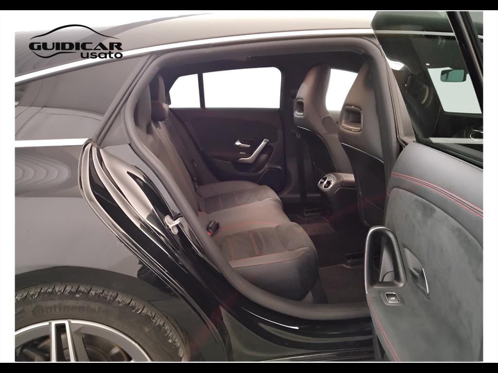 Mercedes-Benz CLA Sh.Brake - X118 - CLA Shooting Brake 200 d Premium 4mati