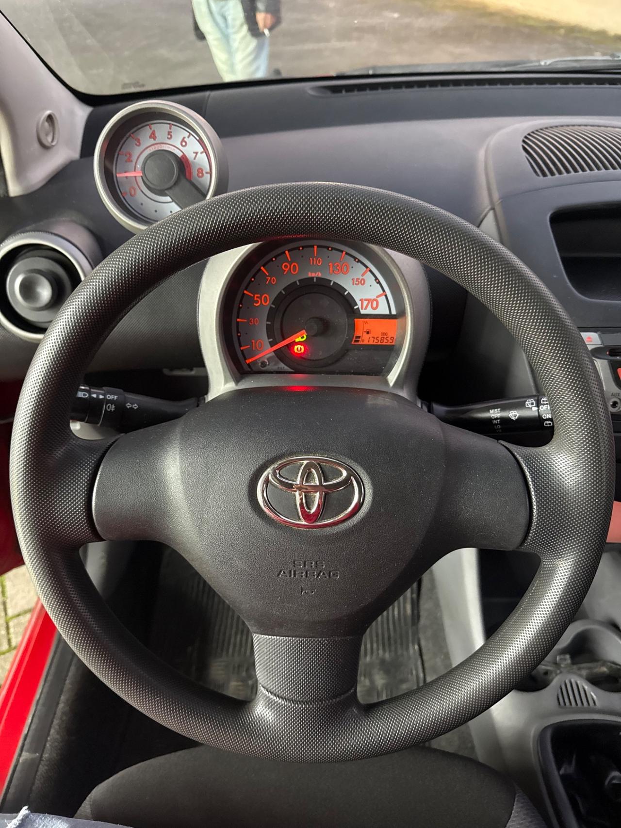 TOYOTA AYGO 1.0 I2V VVT-I 5P