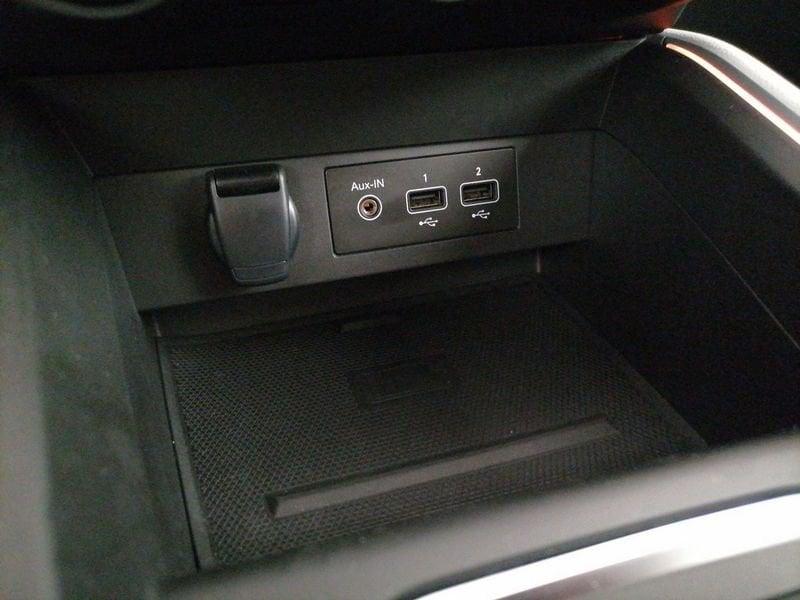 Renault Clio 1.6 E-Tech full hybrid Techno 145cv auto