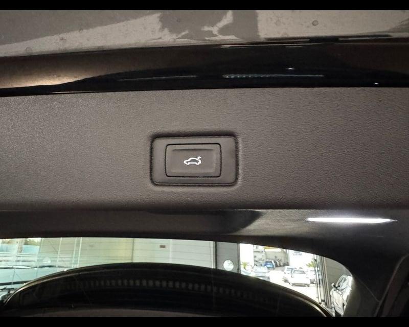 Audi Q5 3ª serie TDI 150 kW mHEV+ S tronic quattro S line edition