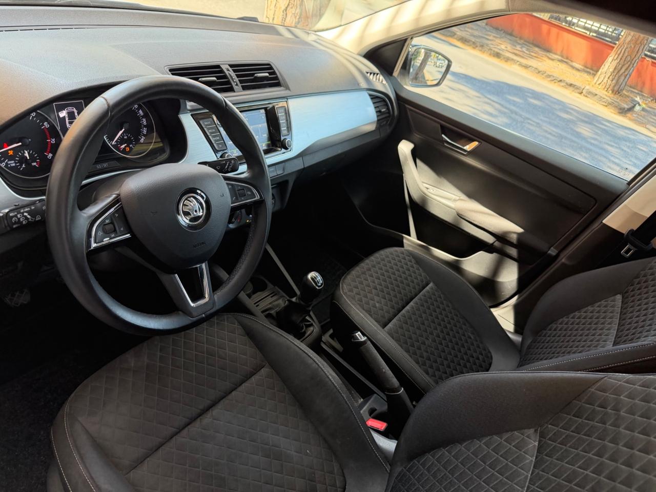 Skoda Fabia 1.0 MPI 60 CV Design Edition