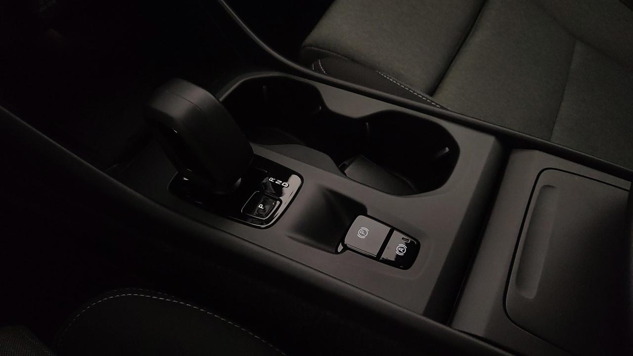 VOLVO XC40 2.0 b3 Core auto