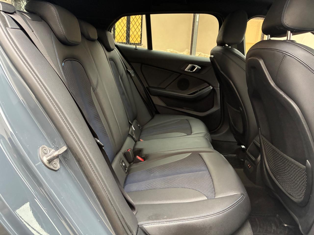 Bmw 116 116d 5p. Msport