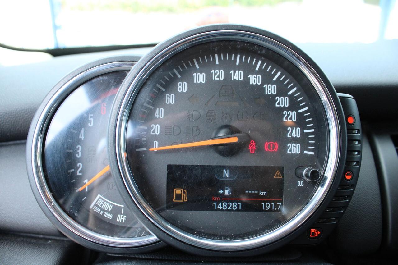 Mini 1.5 Cooper D 5 porte