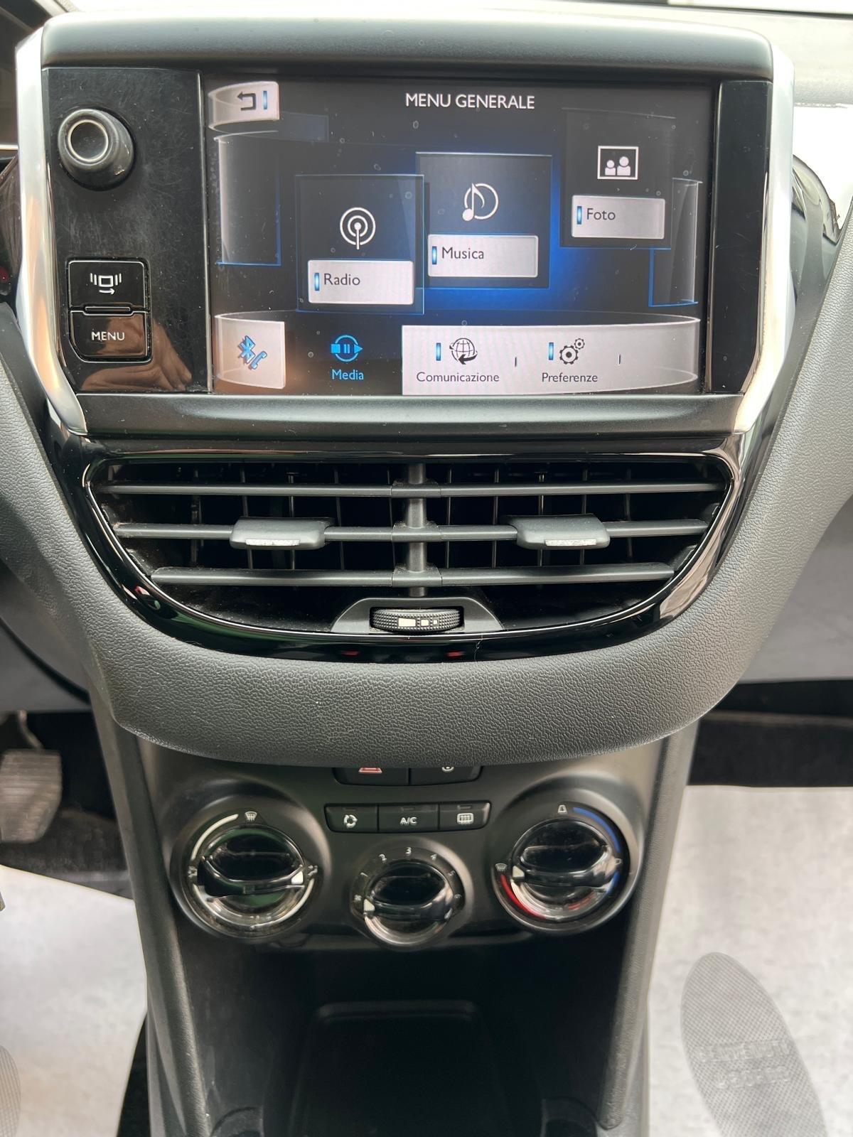Peugeot 208 1.6 e-HDi 92 CV Stop&Start 5 porte Allure
