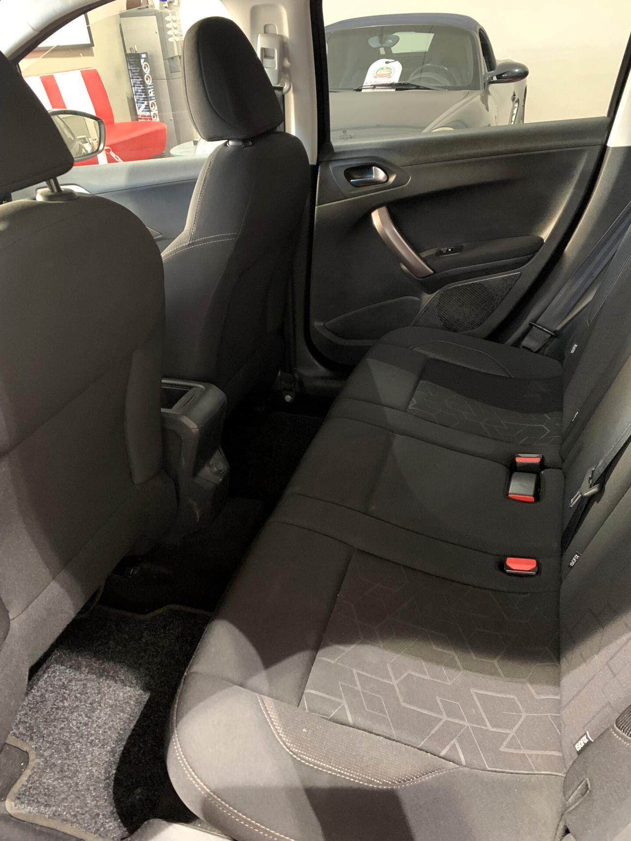 Peugeot 2008 1.4 HDi 68CV Active-UNIPRO-TUTTI I TAGLIANDI ESEGUITI