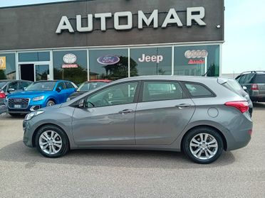 Hyundai i30 Wagon 1.6 crdi Comfort 110cv SERVICE HYUNDAI