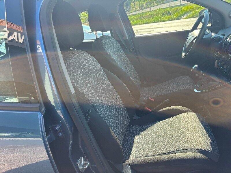 Lancia Ypsilon Ypsilon 1.0 FireFly 5 porte S&S Hybrid Silver