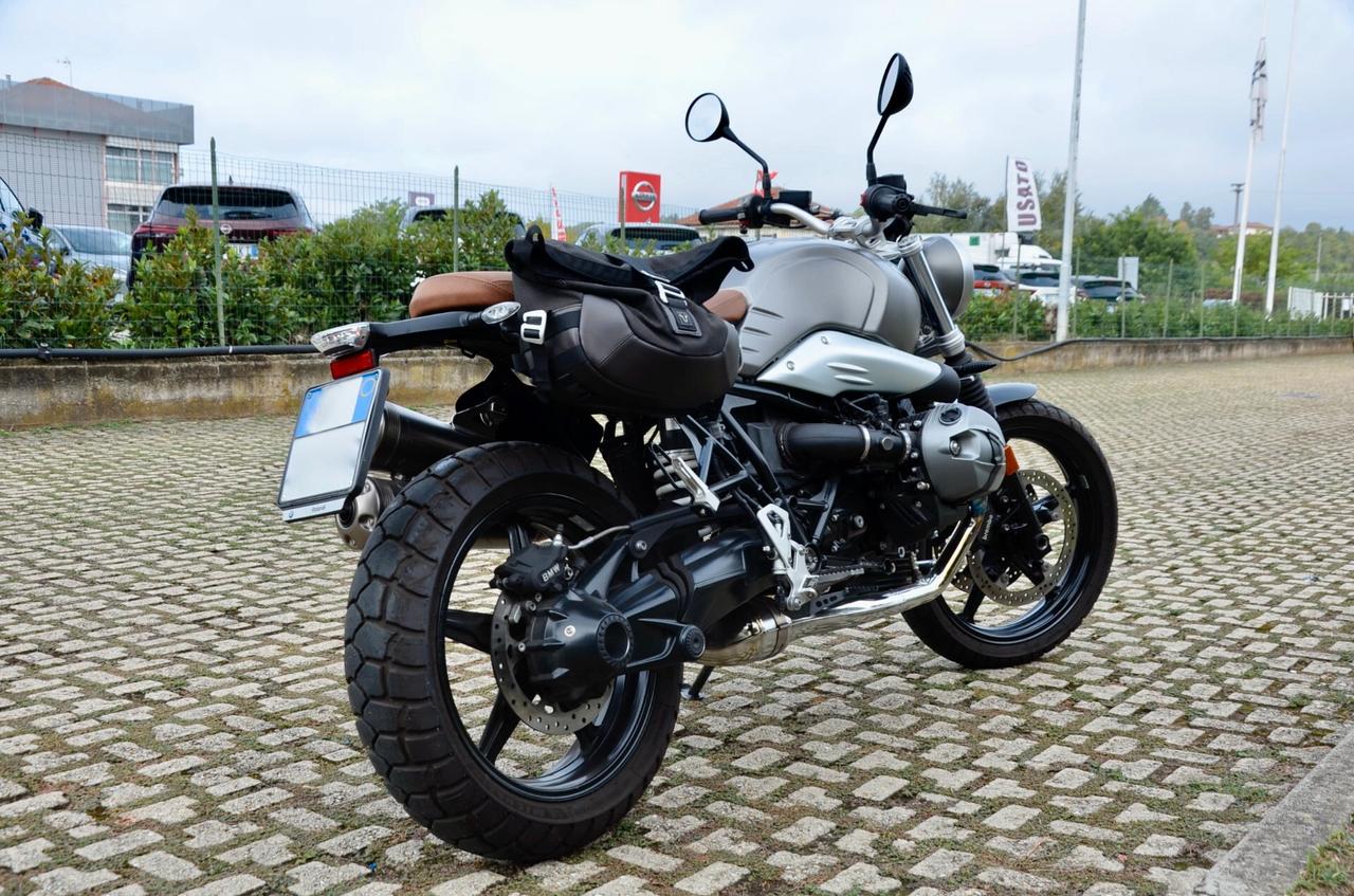 BMW R 12 NINET SCRAMBLER, AKRAPOVIČ