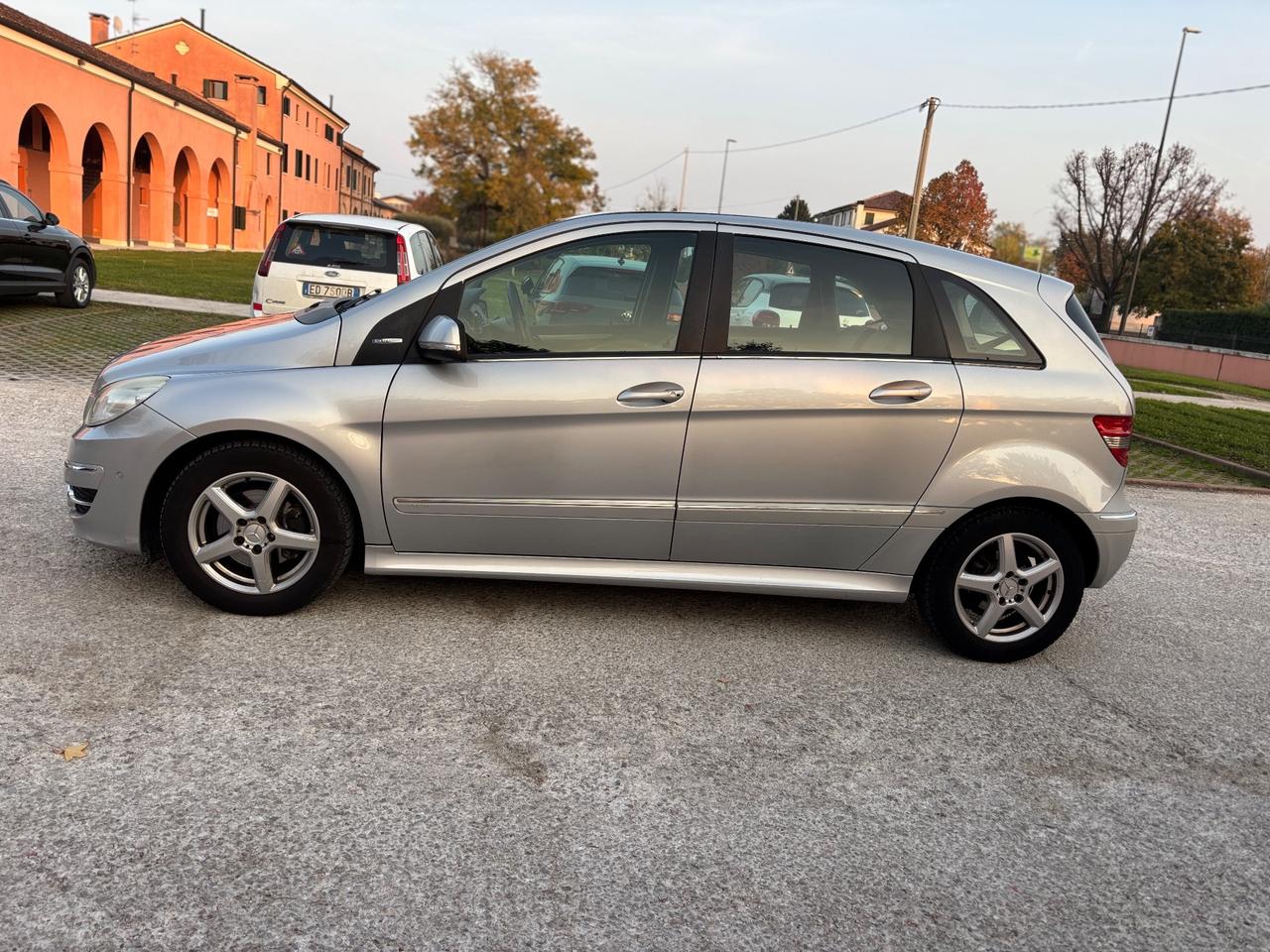 Mercedes-benz B 180 CDI Premium