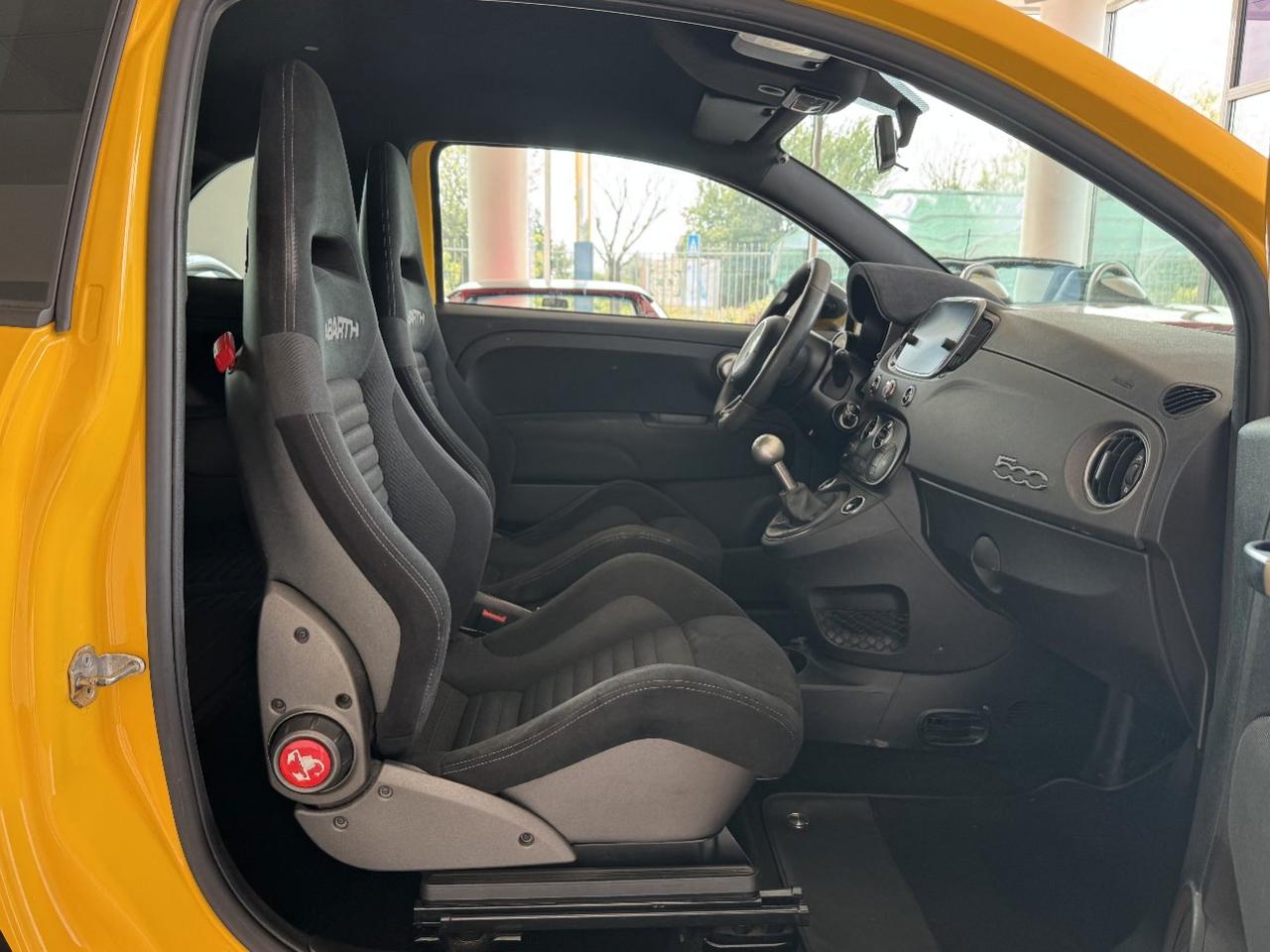 Abarth 595 1.4 t-jet Competizione 180cv SABELT