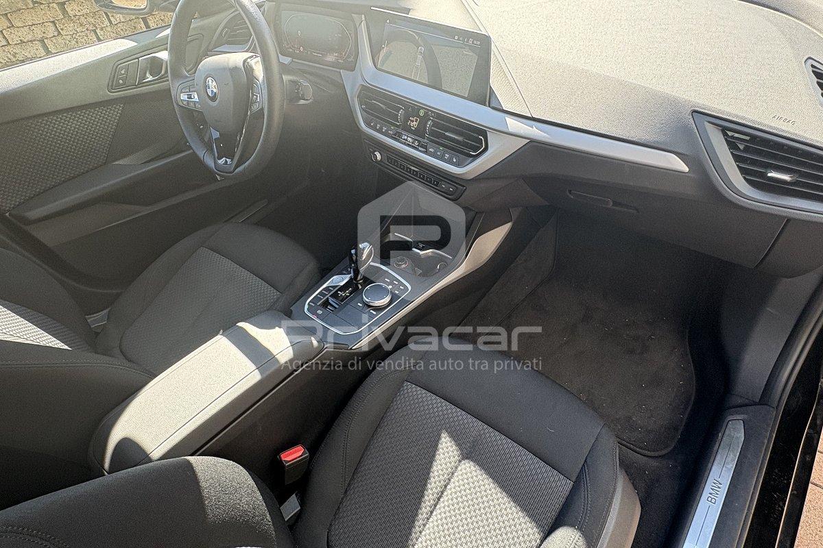 BMW 118i 5p. Advantage