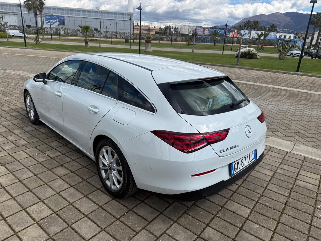 Mercedes-benz CLA 180 d Shooting Brake Sport