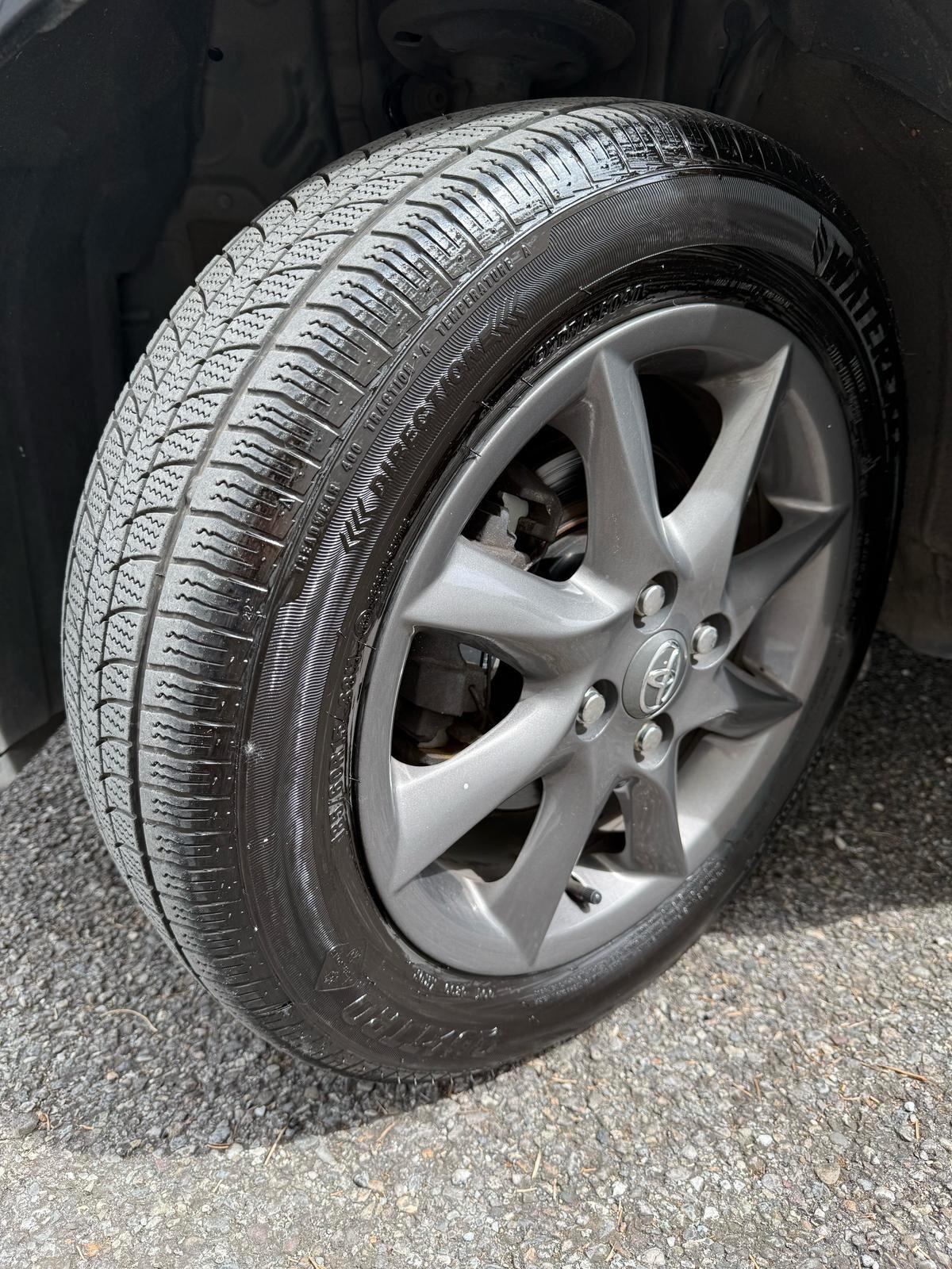 Toyota Yaris 1.0 5 porte 69cv NEOPATENTATI