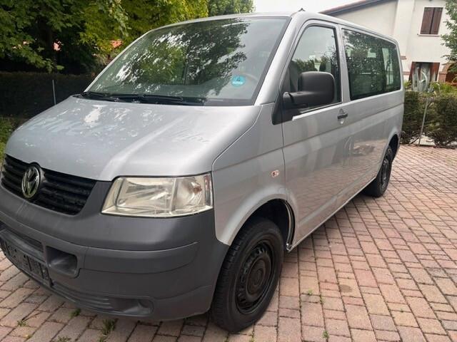 Volkswagen Multivan 2.5 TDI/130CV Comfortline 9 posti