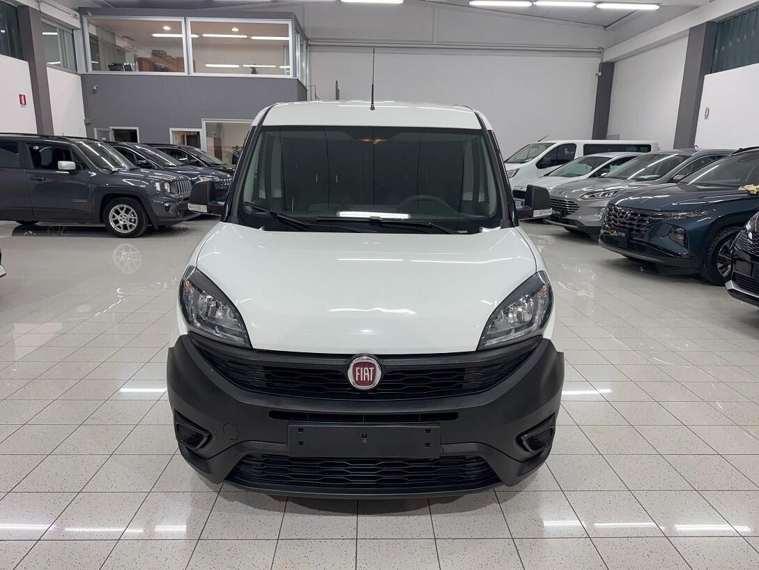 Doblò 1.6 MJT Lounge PORTA LATERALE PARI NUOVO!!!!!