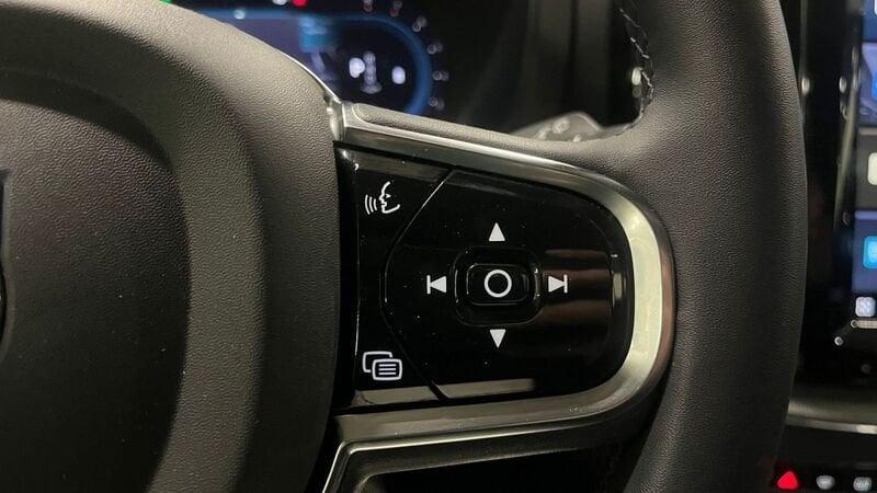 Volvo XC60 XC60 B4 automatico Plus Dark