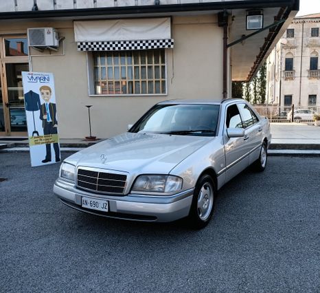 Mercedes-benz C 180 Cat Elegance