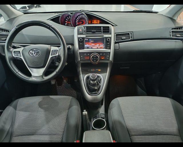 TOYOTA Verso 1.6 D-4D Style