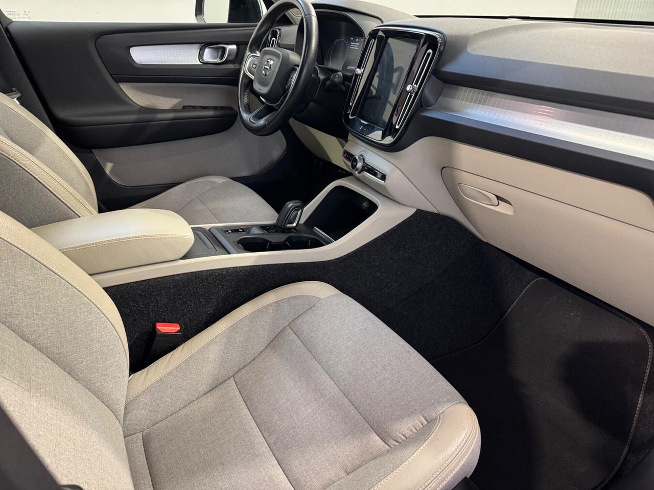 Volvo XC40 D3 Geartronic Momentum