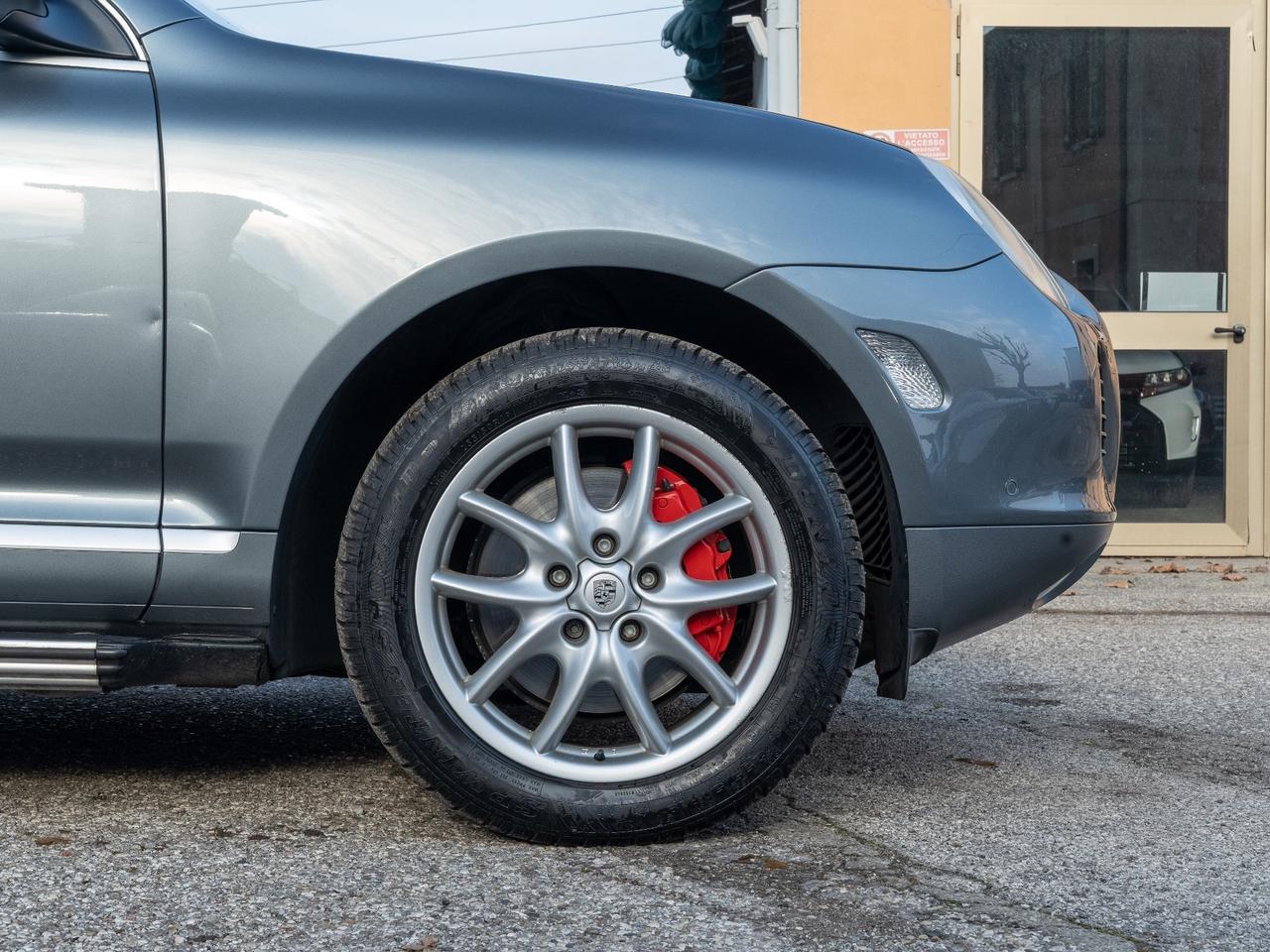 Porsche Cayenne 4.5 cat Turbo