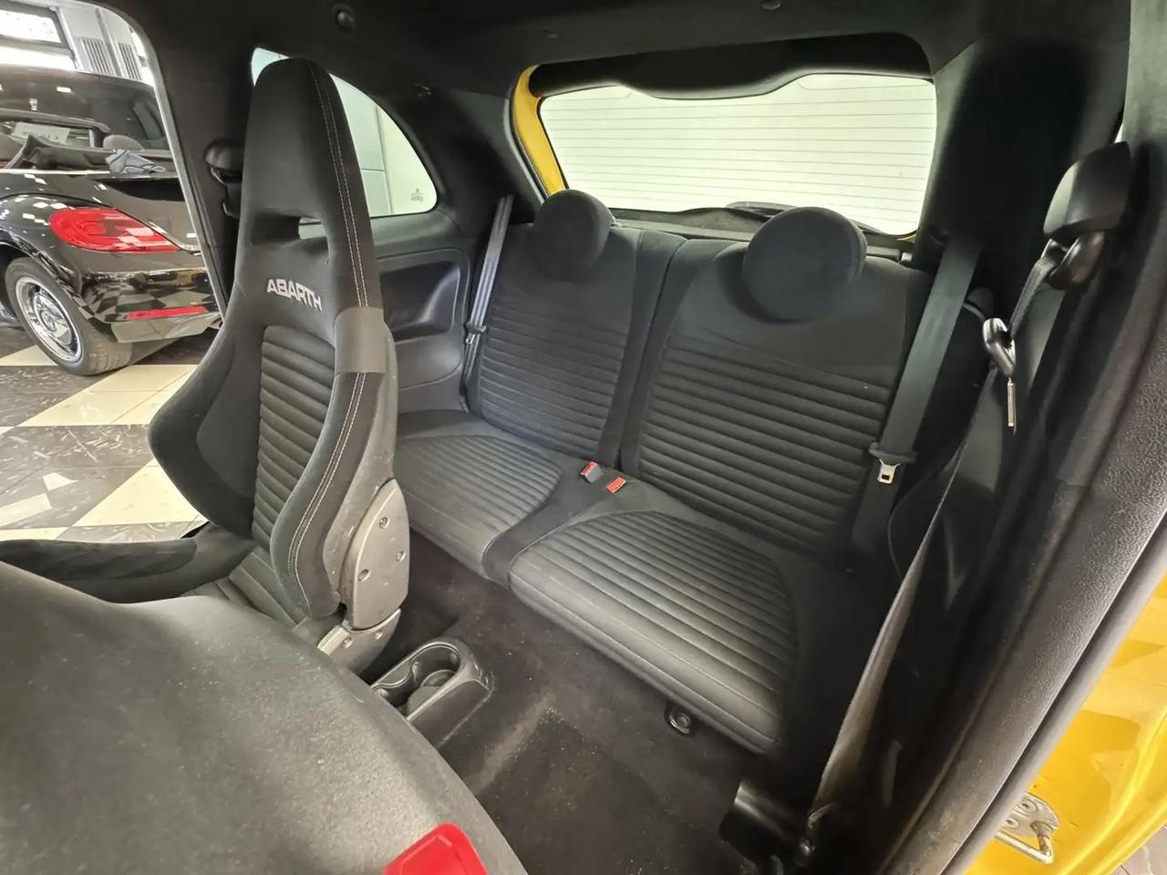 Abarth 595 1.4 Turbo T-Jet 180 CV Competizione
