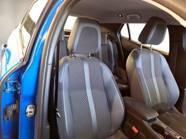 PEUGEOT 2008 BlueHDi 100 S&S Allure Navi Pack