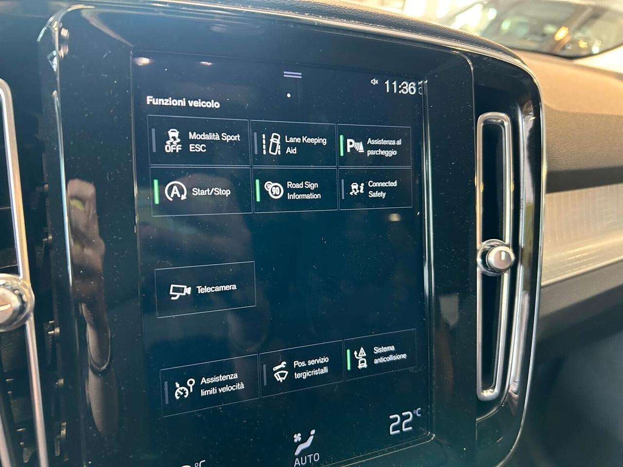 Volvo XC40 MOMENTUM PRO D3 Geartronic