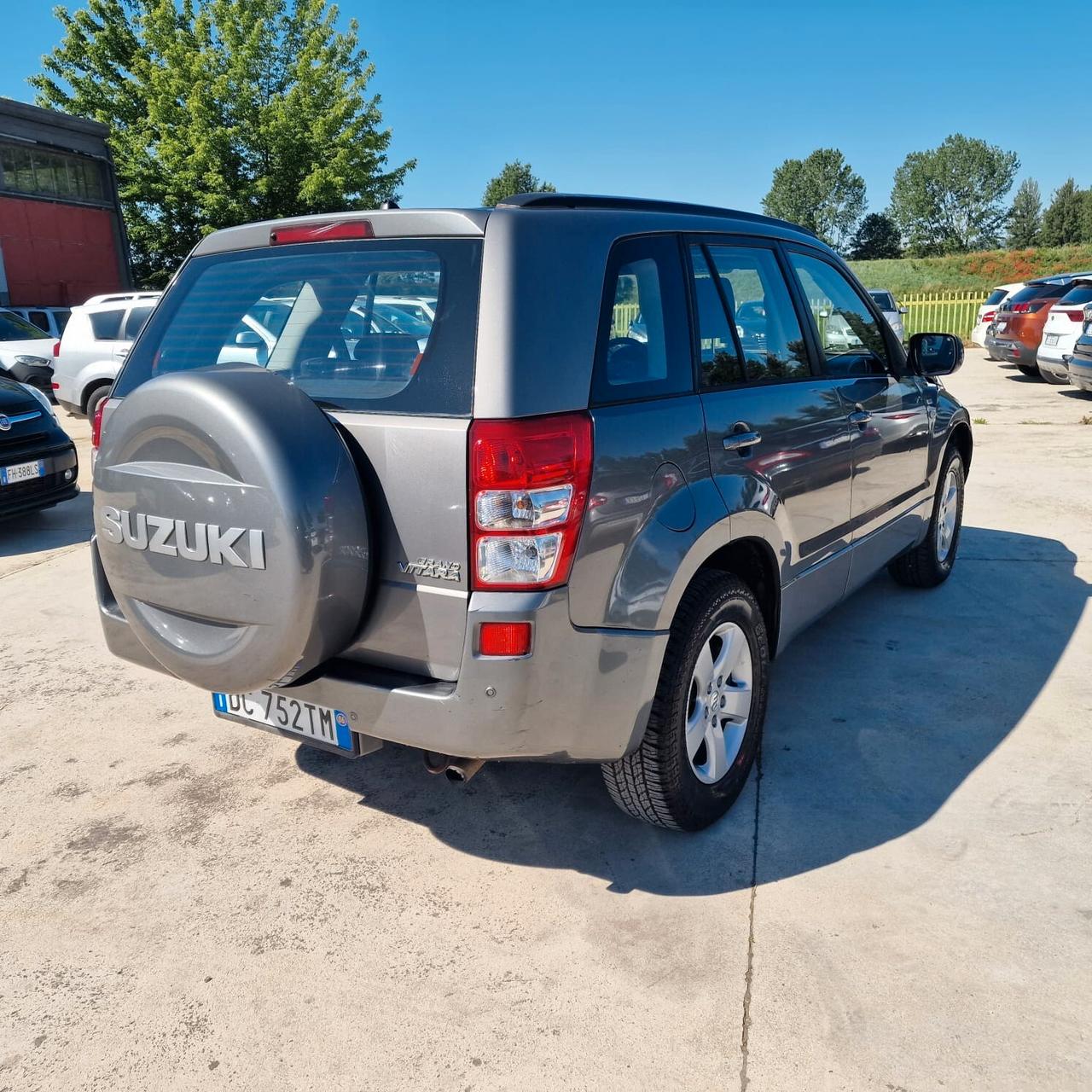 Suzuki Grand Vitara 1.9 DDiS 5 porte Executive TURBINA NUOVA