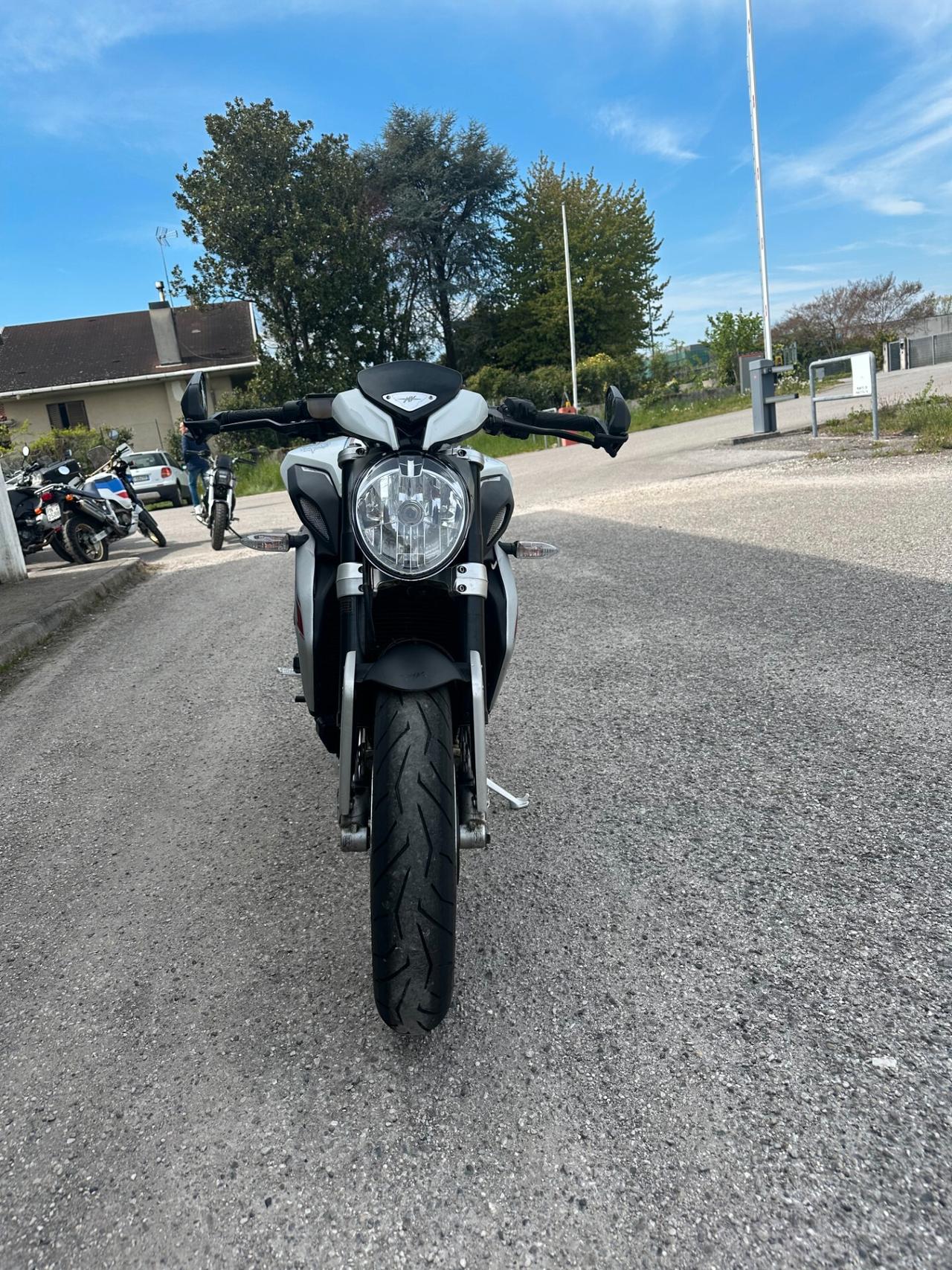 Mv Agusta Brutale 800 Dragster