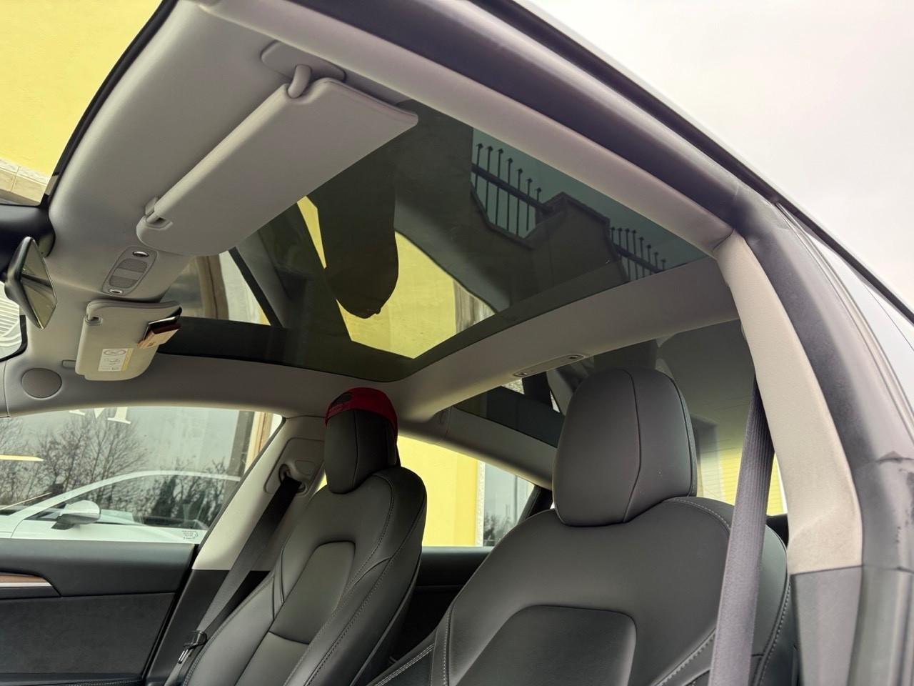 Tesla Model 3 Long Range Performance 2023