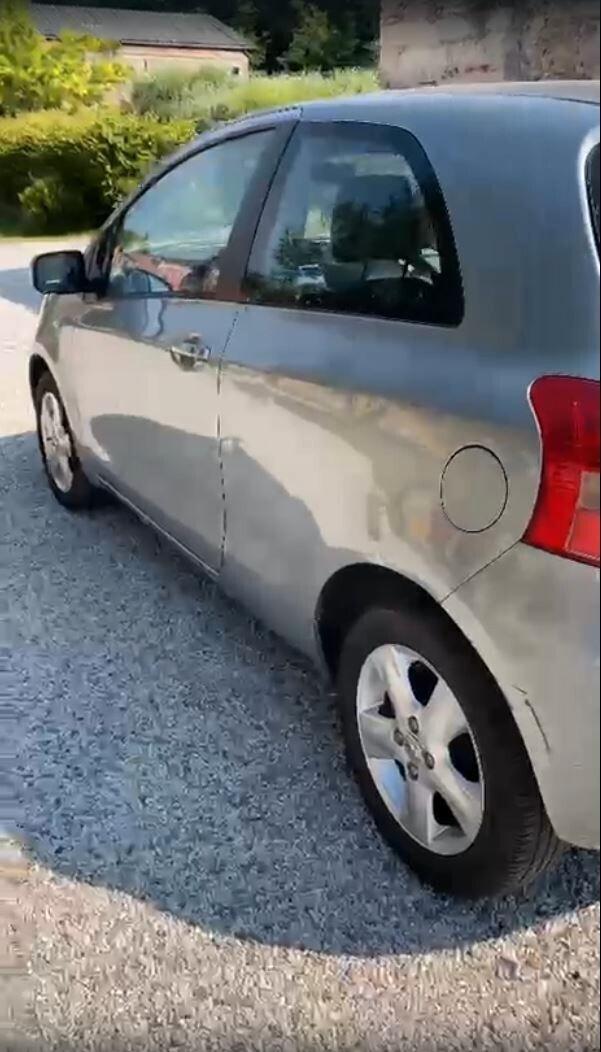 Toyota Yaris 1.3 3 porte