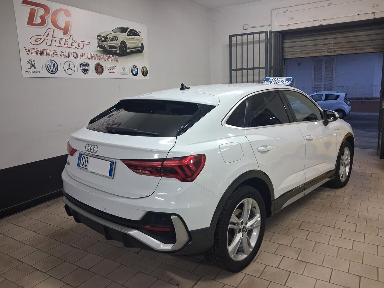 Audi Q3 SPB 35 TDI S tronic line Sportback 2021