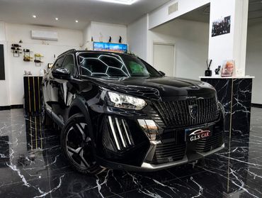 Peugeot 2008 Allure 1.2 benzina 100 CV