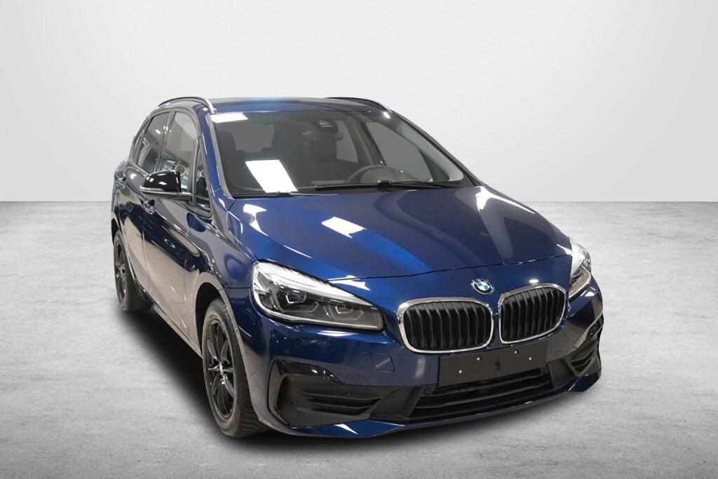 BMW 216D ACTIVE TOURER 116CV STEPTRONIC BUSINESS ADVANTAGE ( FARI LED - PELLE - CRUISE - NAVI - PARK ASSISTANT - TELECAMERA POST. )