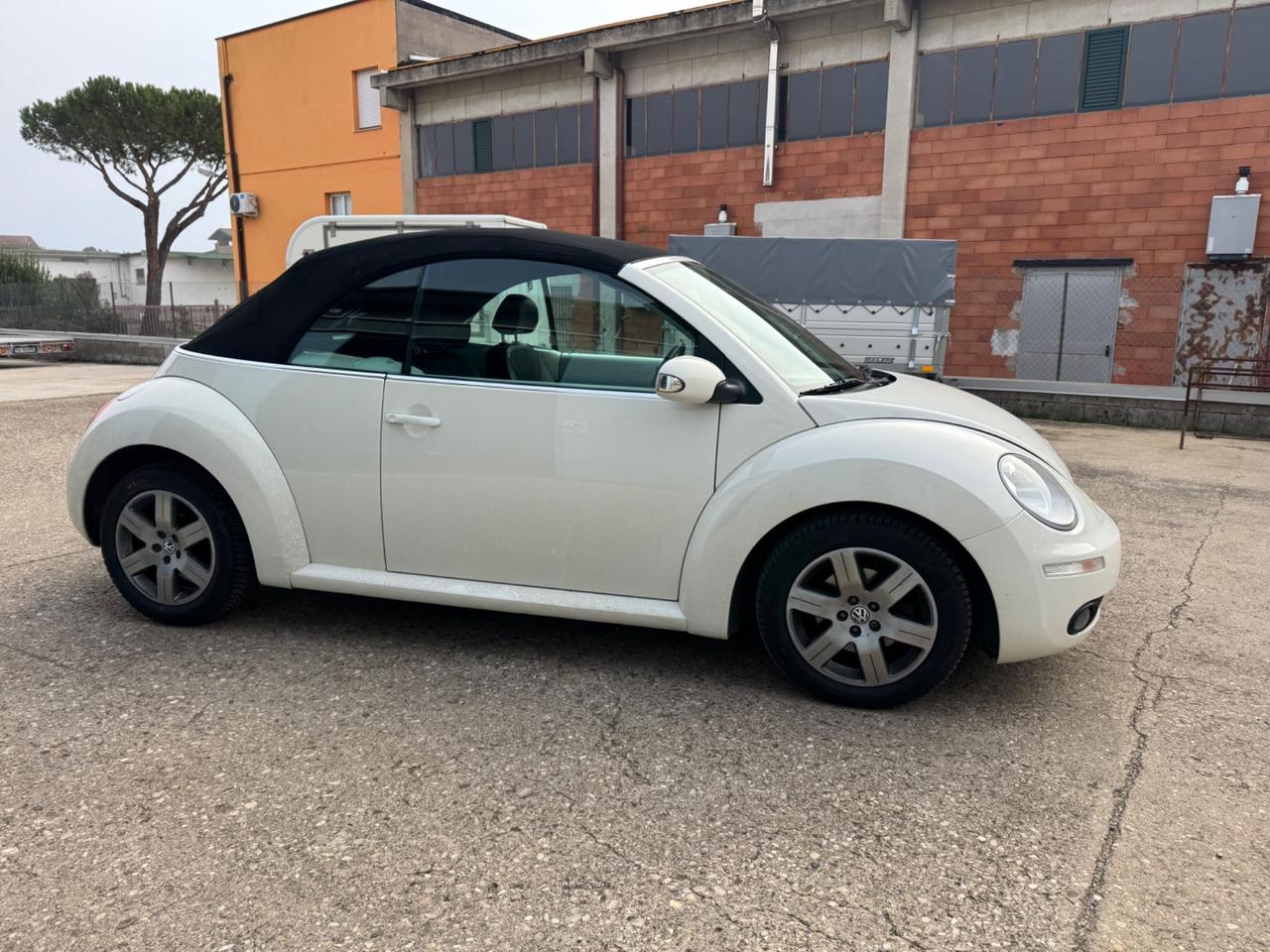 Volkswagen New Beetle 1.9 TDI 105CV Cabrio