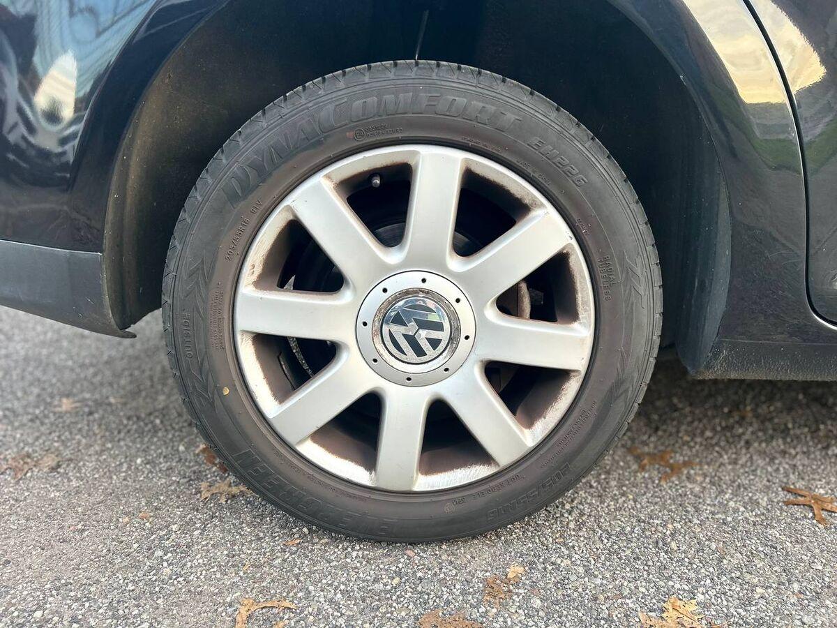 Volkswagen Touran 2.0 tdi Highline 170cv dsg dpf