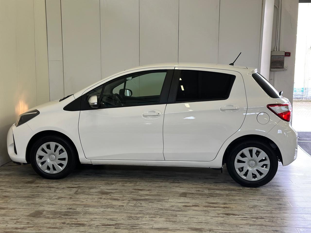 Toyota Yaris 1.0 Benzina 5 porte Ok Neopatentati