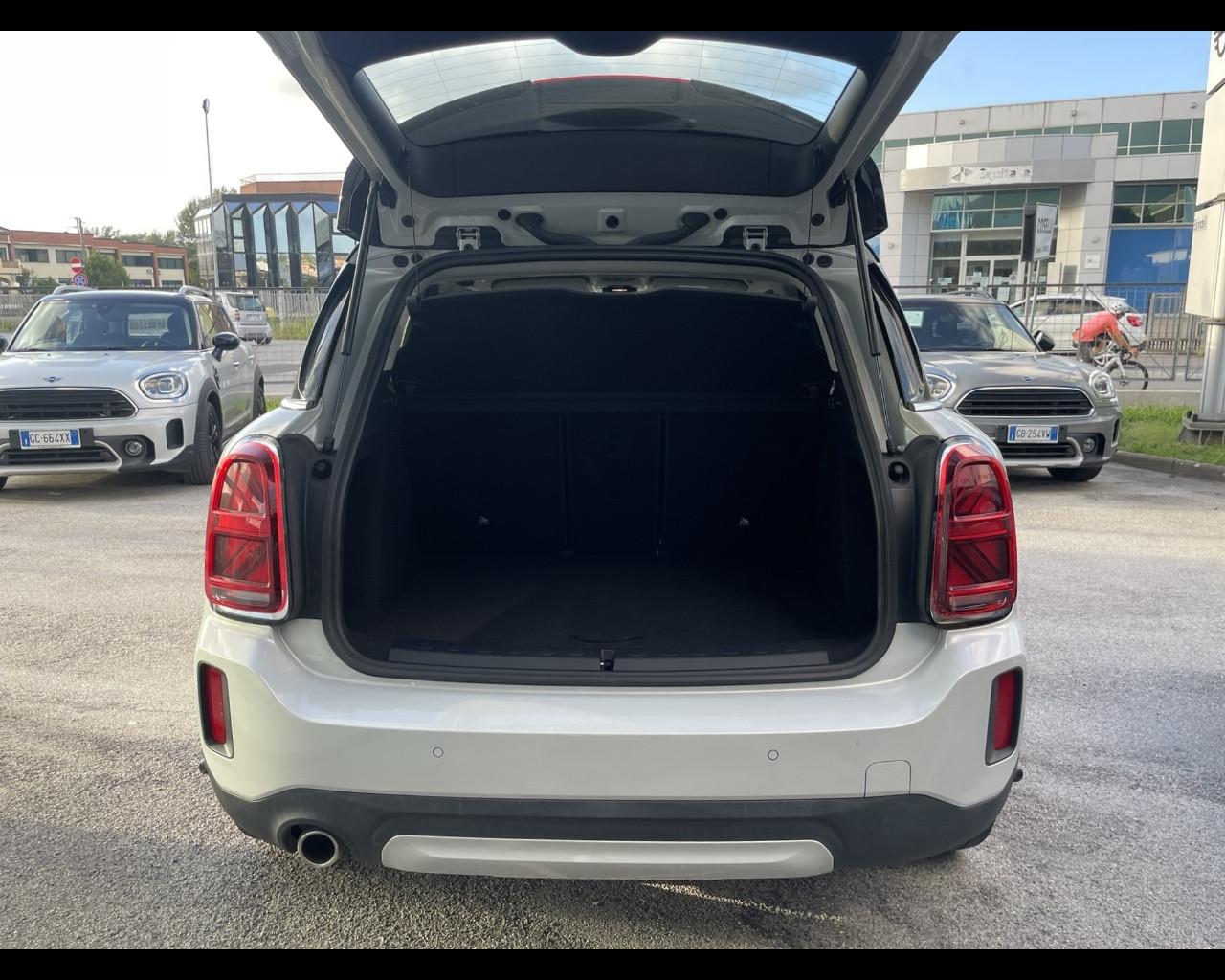 MINI Mini Countrym.(F60) - Mini 1.5 Cooper Business Countryman