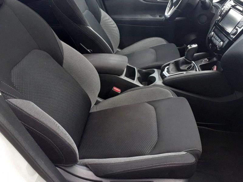 Nissan Qashqai 1.6 dCi 2WD C.AUTOMATICO 1°PROP-GARANZIA-KM CERTIF