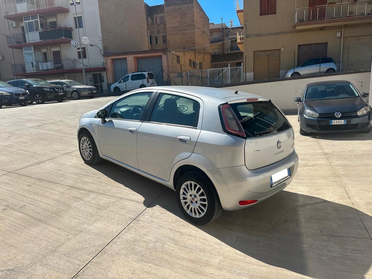 Fiat Punto 1.3 MJT II 75 CV 5 porte Street
