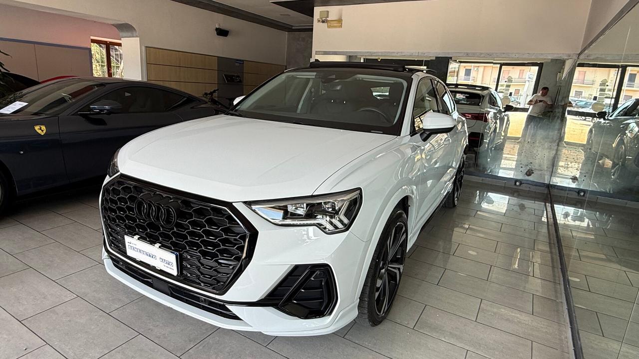 AUDI Q3 SPORTBACK S LINE TETTO IDENTITY BLACK
