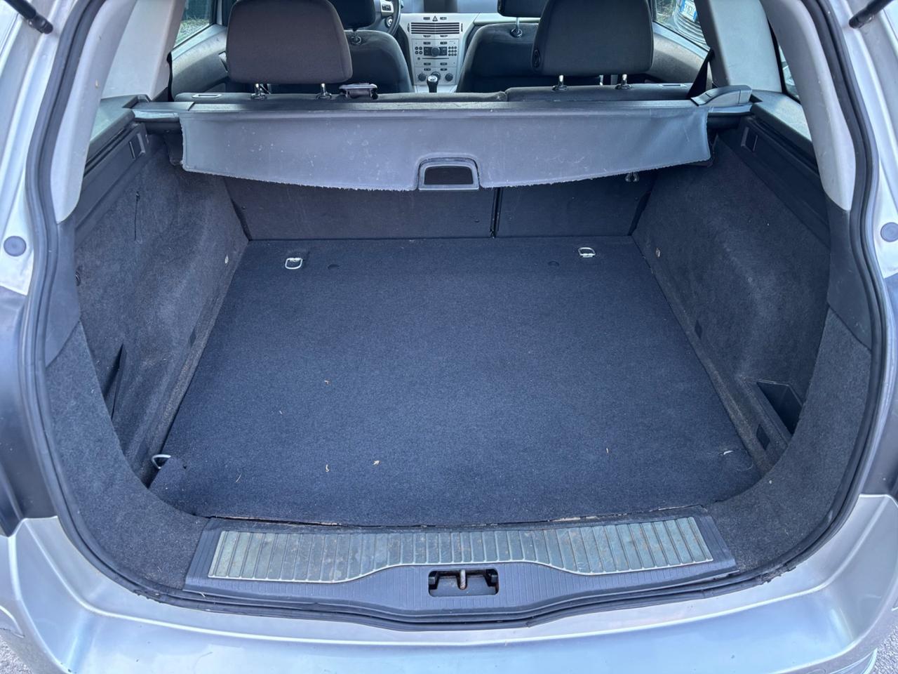 Opel Astra 1.7 CDTI 125CV Cosmo SW OK NEOPATENTATI