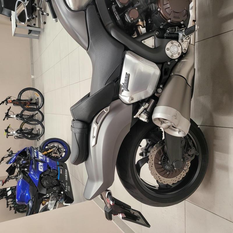 Yamaha VMAX - 2017