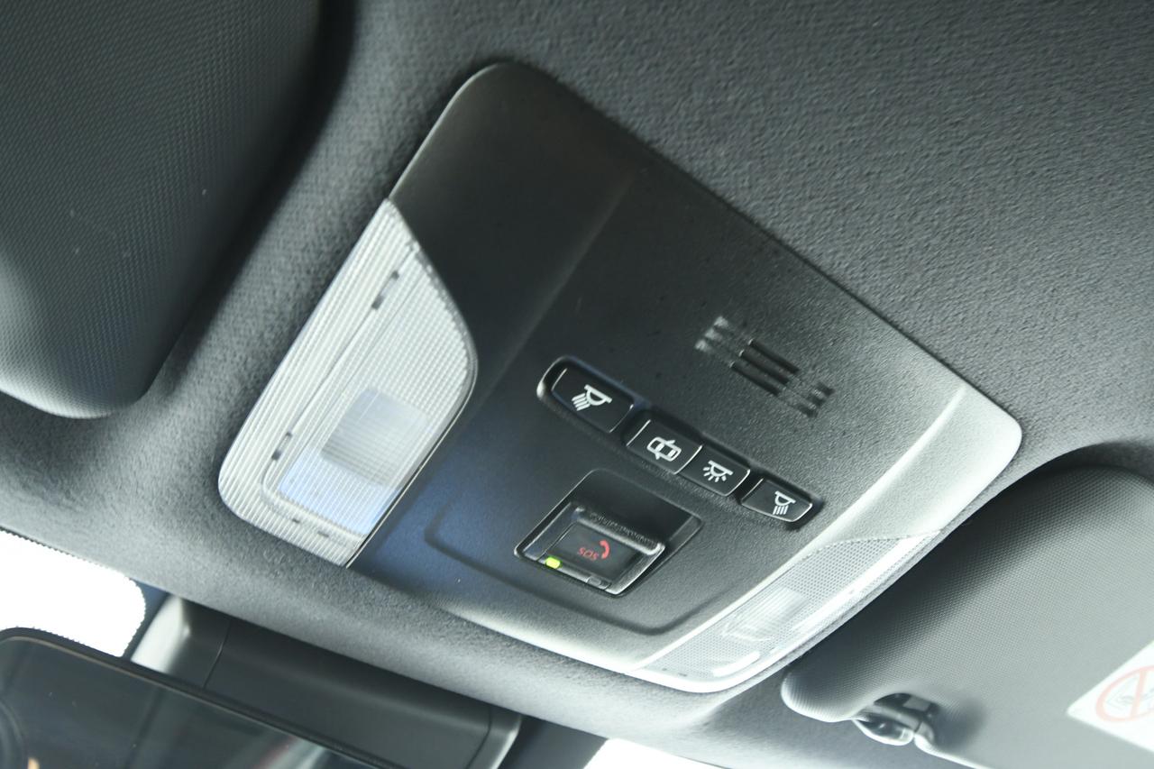 TOYOTA Corolla Touring Sports 2.0h Lounge cvt CAMERA+ALCANTARA+ACC