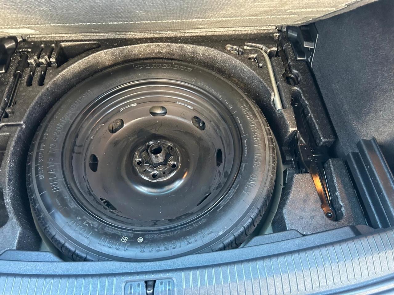 Volkswagen Tiguan 2.0 TDI SCR DSG R-LINE